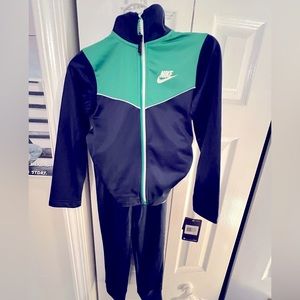 Little Boys Nike tracksuit
